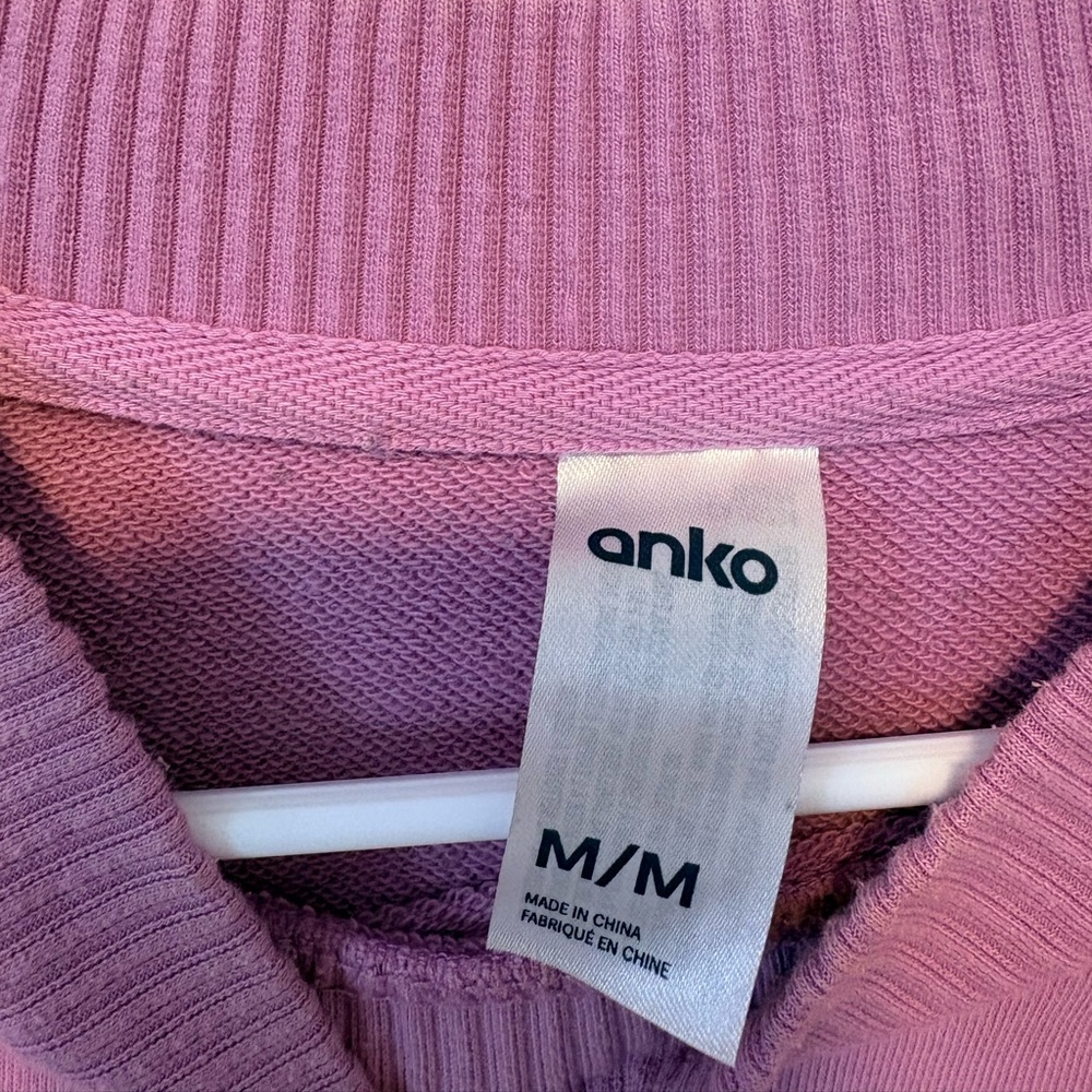 Pink Sweater - Picture 2 of 3